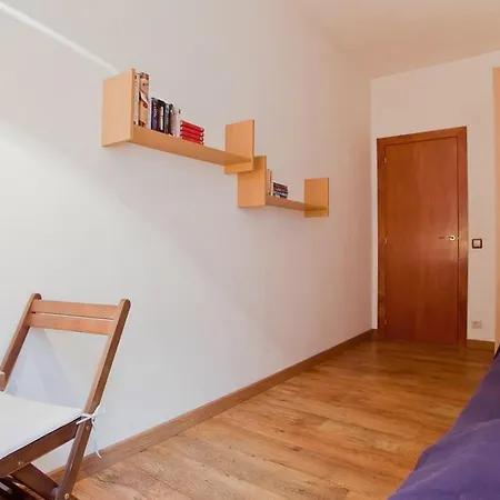 Aparteasy - Atic Sagrada Familia Barcelona Exterior foto